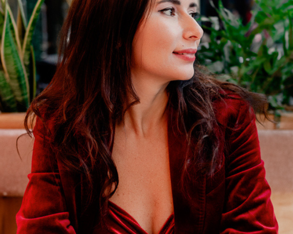 FREE BREAKFAST IN PARIS - How to increase your feminine energy and attract miracles